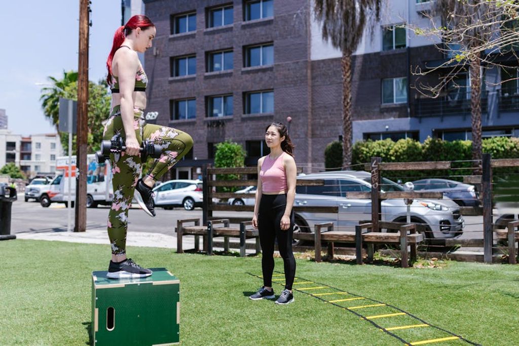 בחינת היתרונות והחסרונות של מיטות כושר מתקפלות לשימוש ביתי